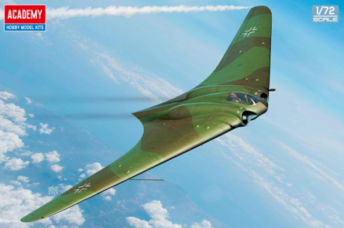 Самолет German Horten Ho 229 "Wunderwaffe", 1:72