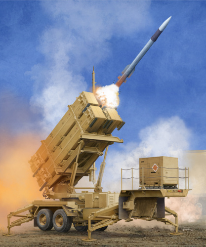 Американский полуприцеп с пусковой установкой MIM-104F Patriot (PAC-3), 1:35, [01040]