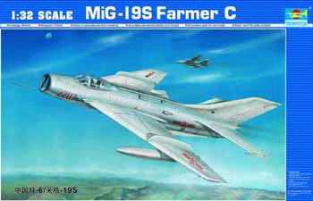 Советский МиГ-19С Frarmer C, 1:32, [02207]