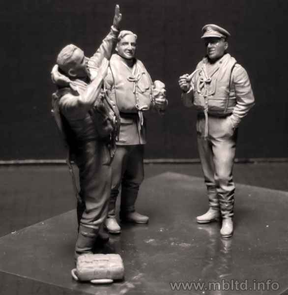 Фигуры Пилоты RAF, 2МВ, 1:32, (MB3206)