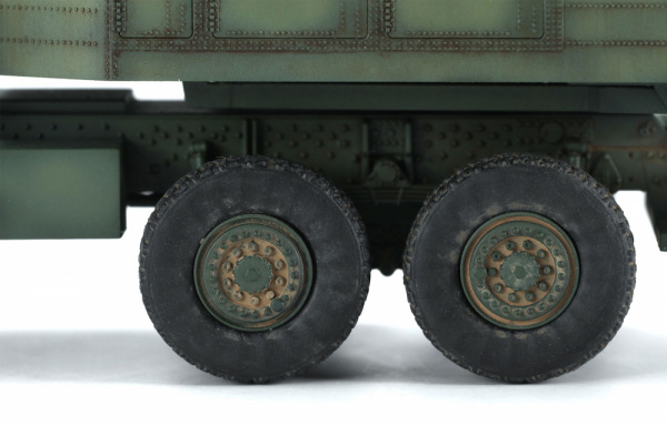 U.S. M142 HIMARS High Mobility Artillery Rocket System, 1:72, [72-004]