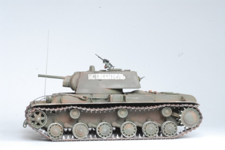 Советский танк "КВ-1", 1:35