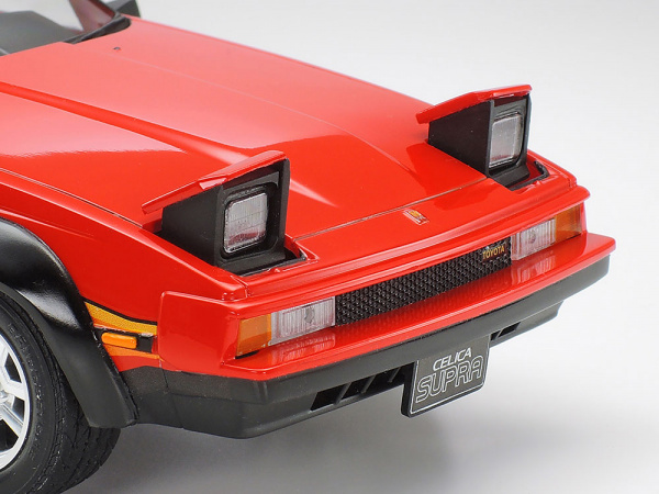 А/м TOYOTA CELICA SUPRA KIT специальная версия. Машина безопасности. 1/24