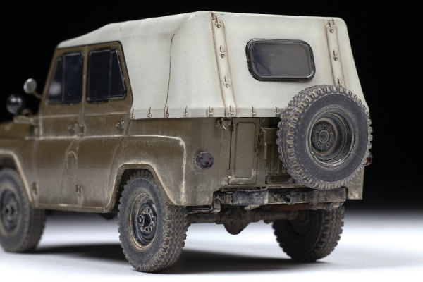 Советский военный внедорожник УАЗ-469, 1:35, [3629]