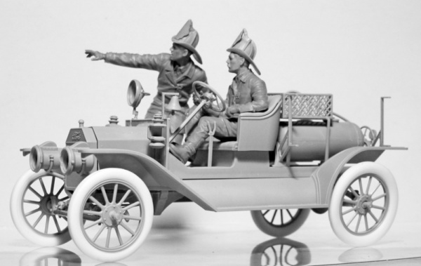 Экипаж американской пожарной машины (1910-е г.г.), 1:24, (24006)