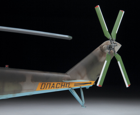 Советский ударный вертолёт Ми-35М, 1:48