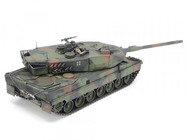 Танк Leopard 2 A6, 1/35