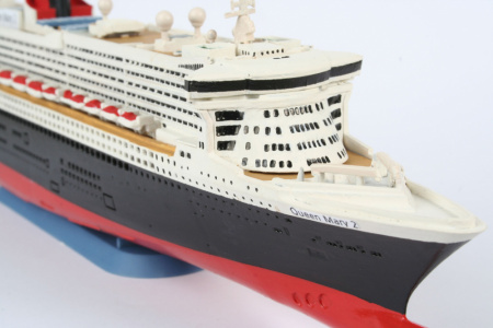 Лайнер Queen Mary 2, 1:1200, [05808]