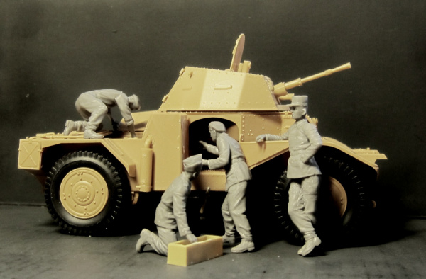 Французский экипаж бронеавтомобиля (1940 г.), (4 фигуры), 1:35, (35615)