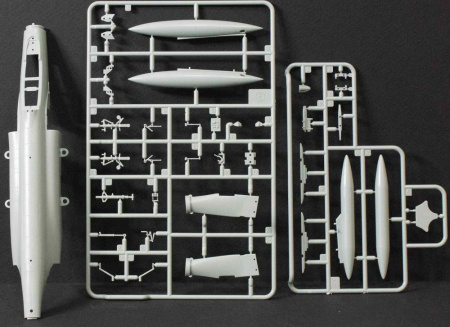Самолет USMC F-4J, 1/72