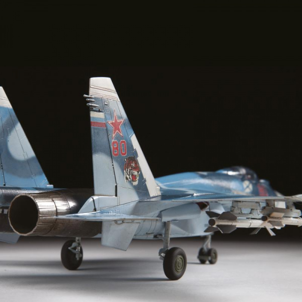 Самолёт Су-33, 1:72
