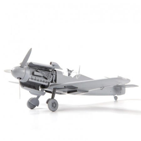 Немецкий истребитель «Мессершмитт» BF-109 F2, 1:48