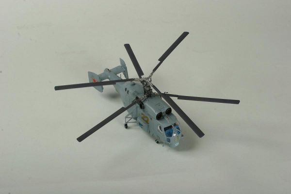 Российский противолодочный вертолёт Ка-27 "Морской охотник", 1:72