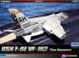 Самолет USN F-8E 18A VF-162, 1/72