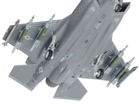Самолет Lockheed Martin F-35A Lightning II, 1/72