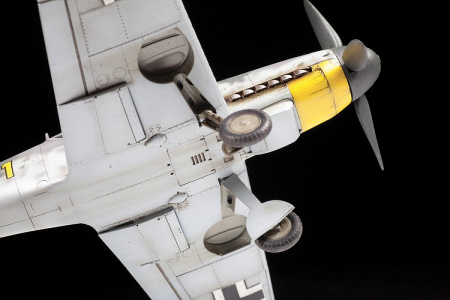 Самолёт Мессершмитт BF-109 G6, 1:48