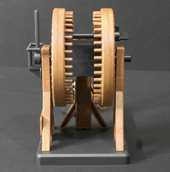 DAVINCI LEVERAGE CRANE