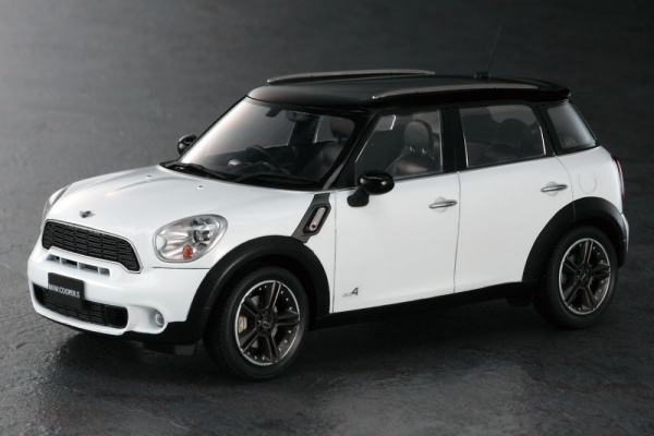 Автомобиль BMW MINI COOPER COUNTRYMAN, 1:24, [24121]