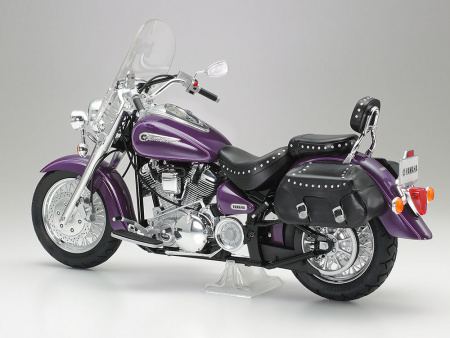 Мотоцикл Yamaha XV1600 RoadStar Custom, 1/12