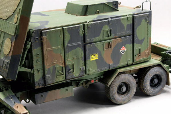 Американская РЛС MPQ-53 на полуприцепе для M818, 1:35, [01023]