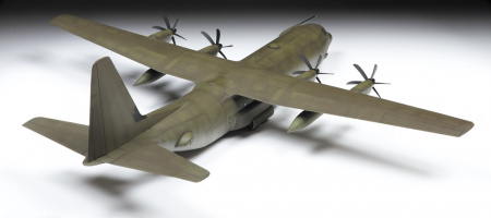 Американский военно-транспортный самолет С-130J-30, 1:72