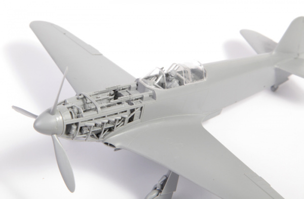 Советский истребитель Як-3, 1:48