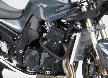Мотоцикл Kawasaki ZZR1400, 1/12
