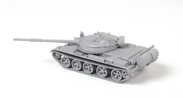Советский основной боевой танк Т-62, 1:72