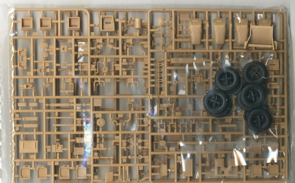 Хаммер с усиленным вооружением (M1151 Enhanced Armament Carrier), 1:35, [13415]
