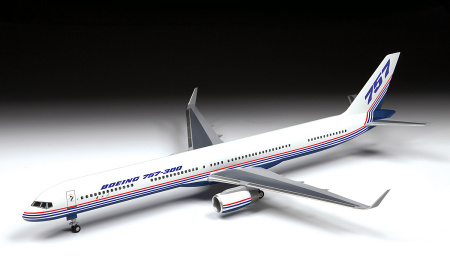 Пассажирский авиалайнер Боинг 757-300, 1:144