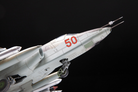 Самолёт "Су-25", 1:48