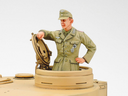 Танк Tiger I ранняя версия с одной фигурой, 1/35