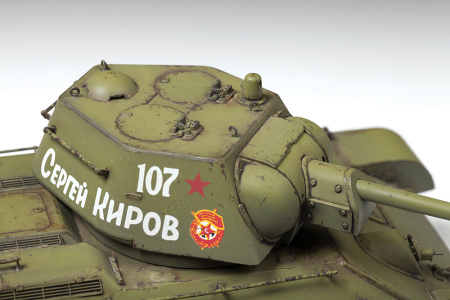 Советский средний танк Т-34/76, обр. 1942 г., 1:35