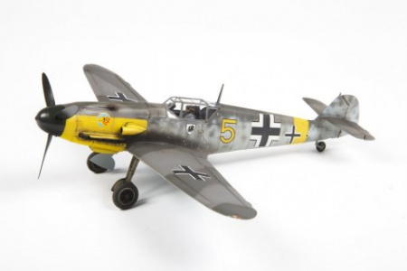 Немецкий истребитель «Мессершмитт» BF-109 F2, 1:48 (ПН)