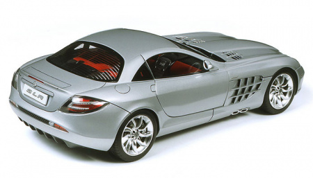 А/м Mercedes-Benz SLR McLaren 1/24