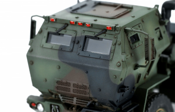 U.S. M142 HIMARS High Mobility Artillery Rocket System, 1:72, [72-004]