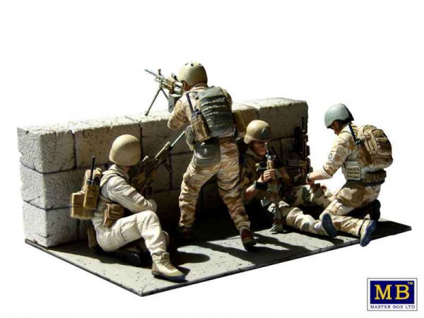 Фигуры, Под огнем. Современная американская пехота в бою, 1:35, (MB35193)