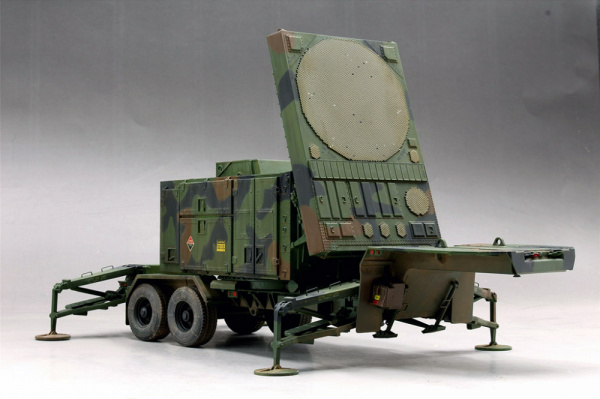 Американская РЛС MPQ-53 на полуприцепе для M818, 1:35, [01023]
