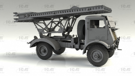 БМ-13-16 на шасси W.O.T. 8, Советская РСЗО II МВ, 1:35, [35591]