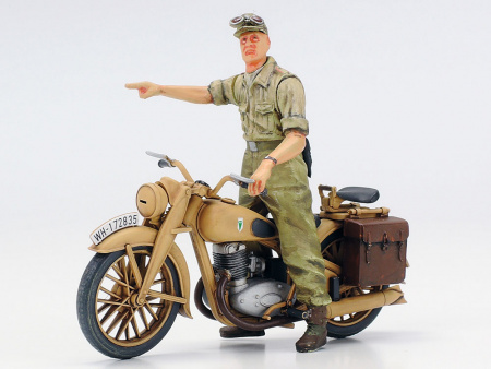 БТР German AFRIKA-KORPS Sd.Kfz.222 4X4, 1/35