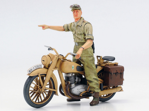 БТР German AFRIKA-KORPS Sd.Kfz.222 4X4, 1/35