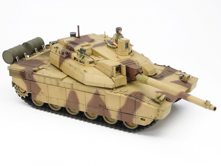 Французский основной танк Leclerc Series 2, с фигурой командира, 1/35