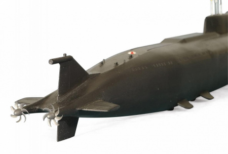 9007 Российский атомный подводный ракетный крейсер К-141 «Курск», 1:350