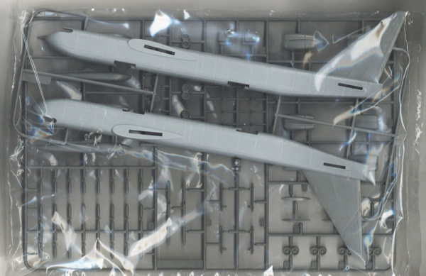 Авиация B-52D Stratofortress (1:144)