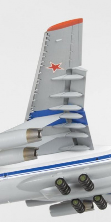 Самолёт "ИЛ-76", 1:144