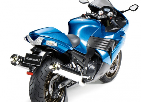 Мотоцикл Kawasaki ZZR1400, 1/12