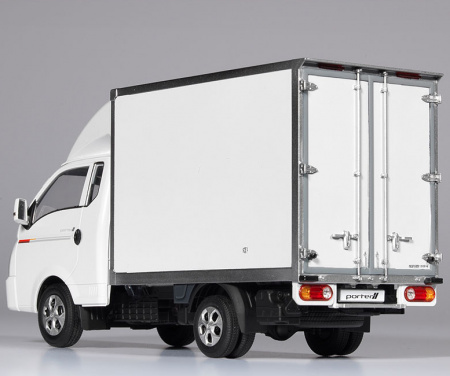 Автомобиль Hyundai Porter II Box Truck, 15145, 1:24