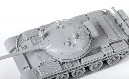 Советский основной боевой танк Т-62, 1:72