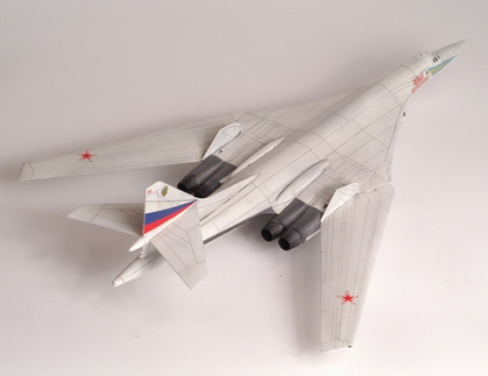 Самолет "Ту-160", 1:144