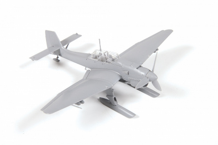 Немецкий бомбардировщик Юнкерс Ju-87B2-U4 "Stuka" на лыжах, 1:72